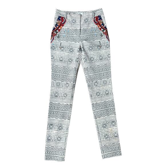 Camilla Skinny Pants Size 8 Stretchy Material Two front Pockets Zip Closure - Picture 2 of 10